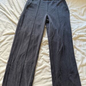 Lululemon Softsreme Pintuck Pants
